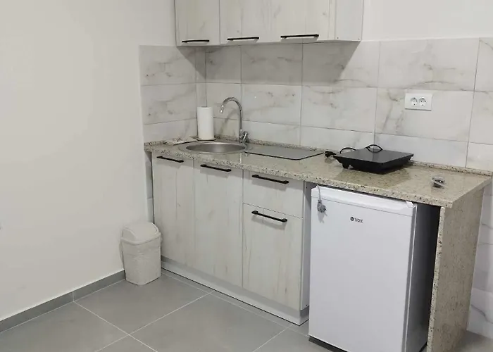 Manic سوكو بانيا