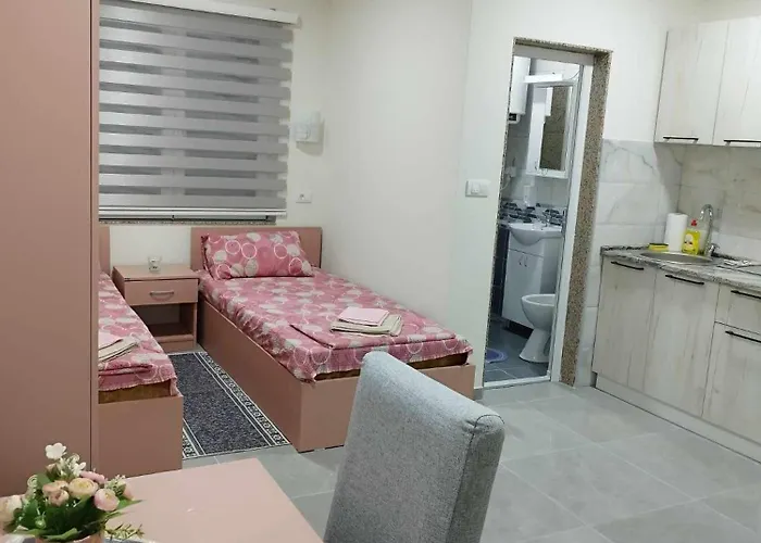 شقة Manic سوكو بانيا