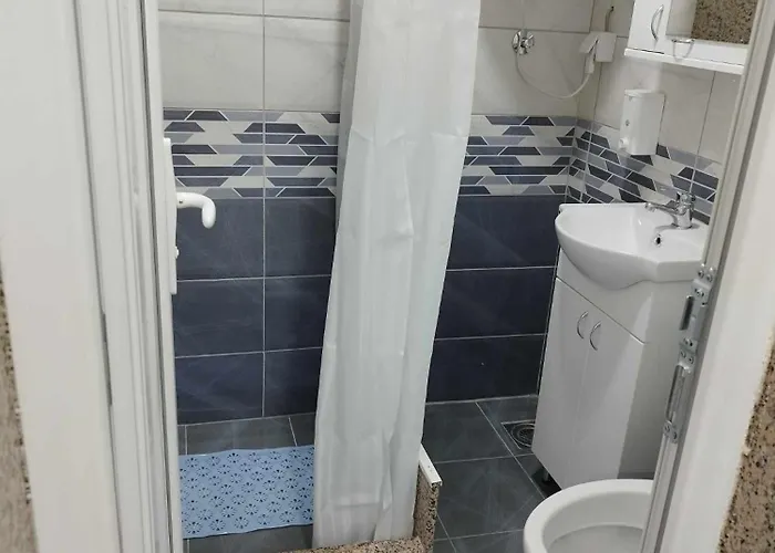 Manic سوكو بانيا