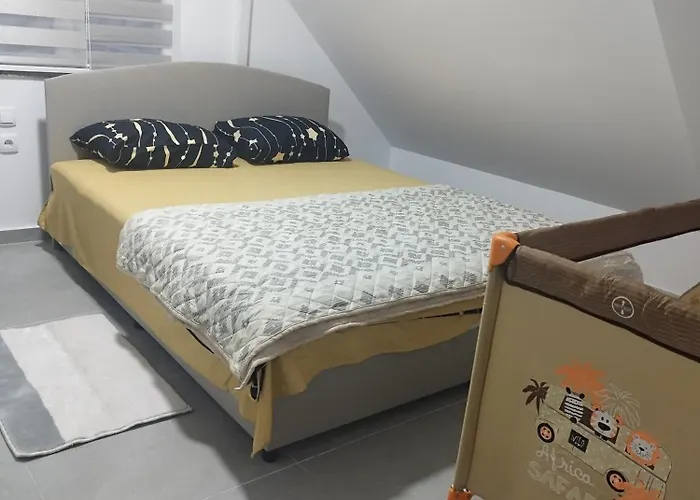 Manic سوكو بانيا